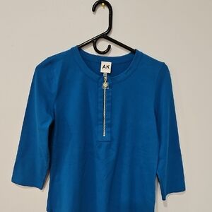 Anne Klein Blue Short Sleeve Tee with Versatile Style